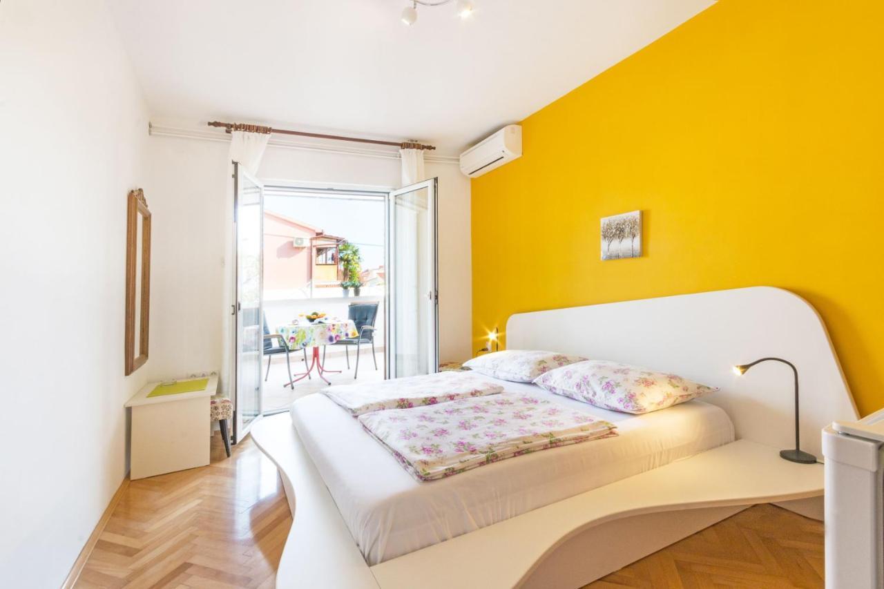 Guest House Marica โรวีน ภายนอก รูปภาพ