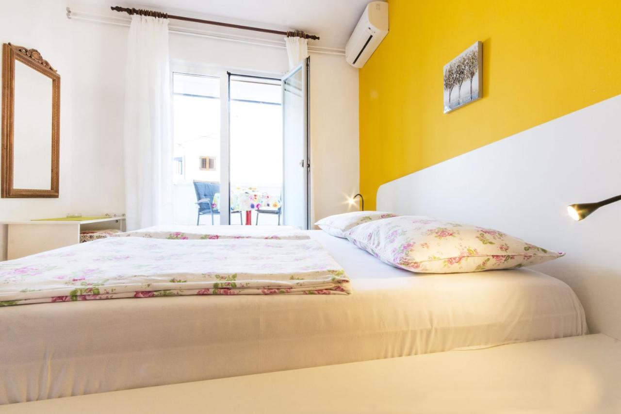 Guest House Marica โรวีน ภายนอก รูปภาพ