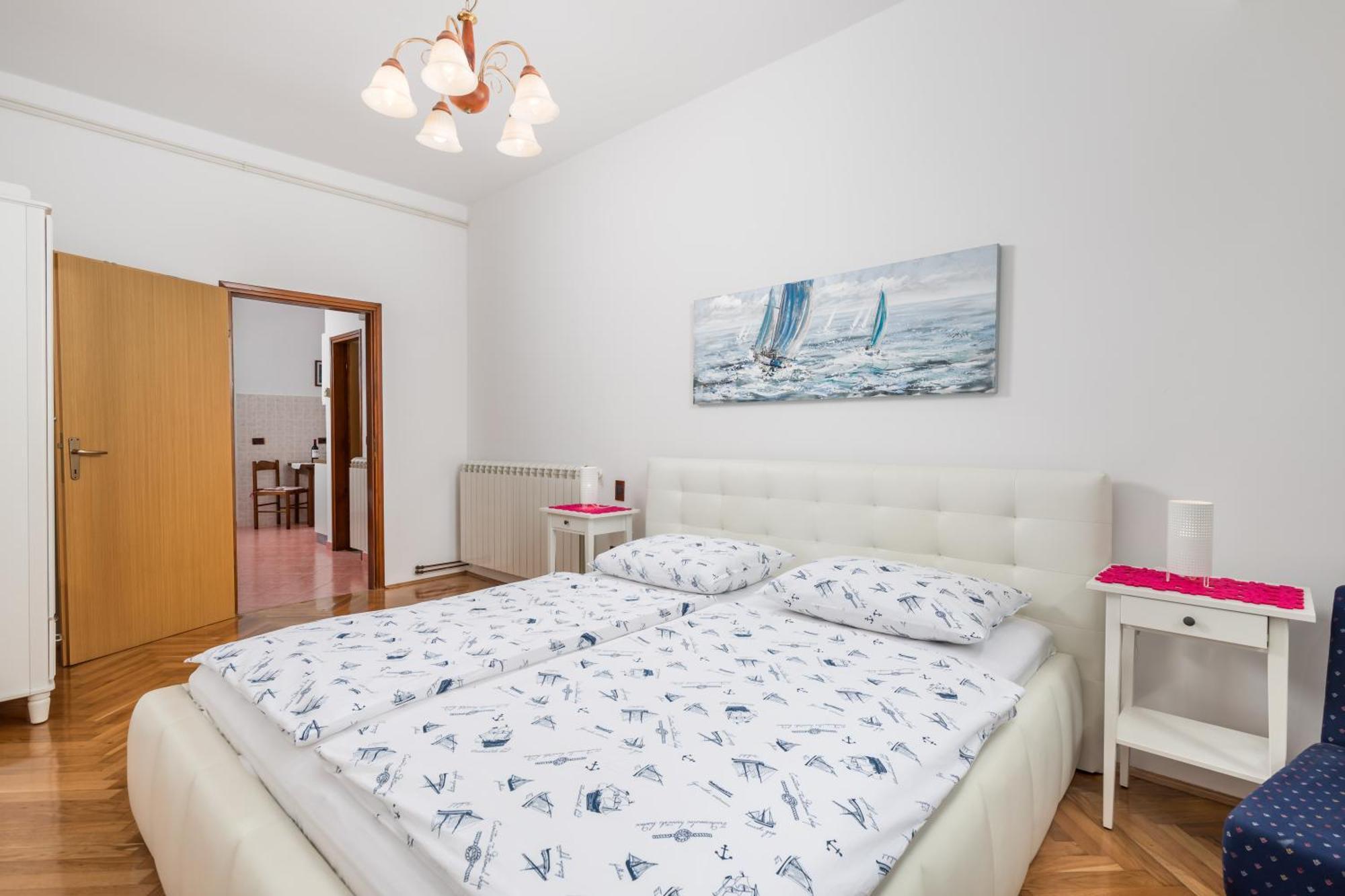 Guest House Marica โรวีน ภายนอก รูปภาพ